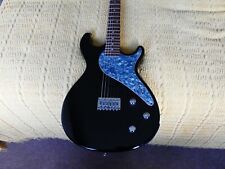 Variax 500 guitar with gig bag.