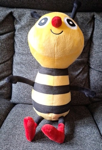 Busy bees buzz bumble - busy,
