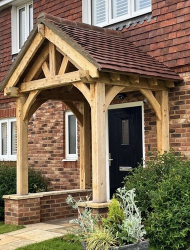 Traditionally built green - , oak