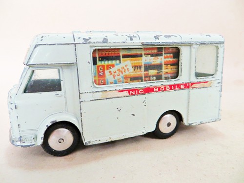 Corgi 407 smith karrier - 407, smith's
