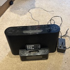 Sony XDR-DS12iP DAB DAB+ Radio FM. 30 Pin iPod  Docking Station Alarm Clock.