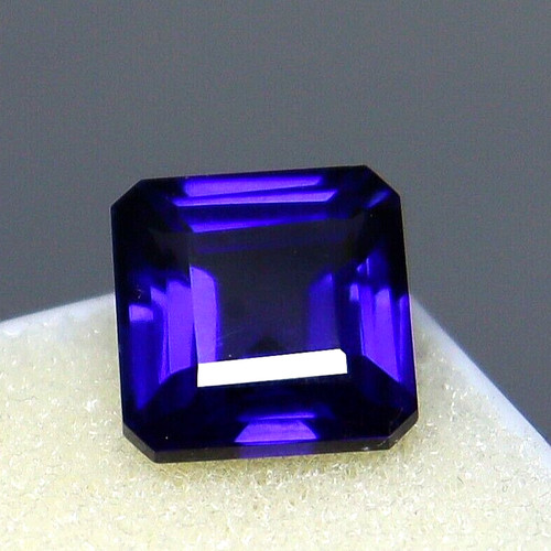 Blue sapphire aaa - ct,