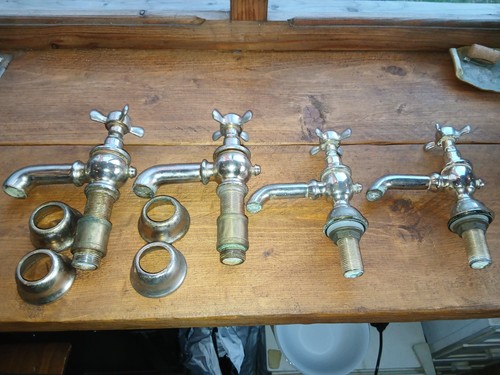 Vintage adams brass bathroom - vintage,