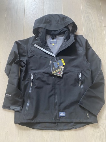 Gore-Tex.Jacket.large.Brand-ne