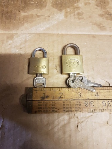 Padlocks with keys 2 - x, 2-