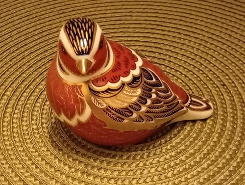 Royal crown derby chaffinch - crown,