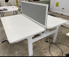 Bank of 2 White Desk with Grey Divider (856-FD3-8C1)