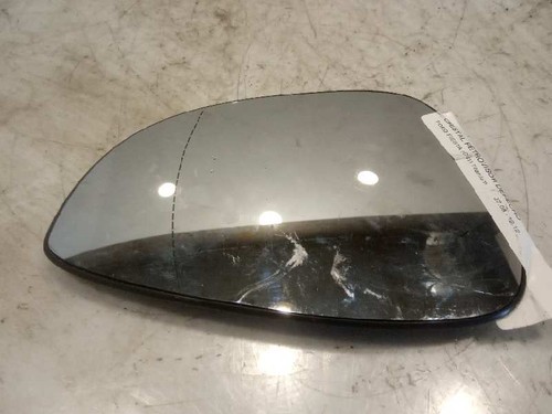 1531440 right wing - right, mirror