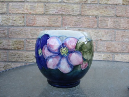 Moorcroft pottery clematis - ,