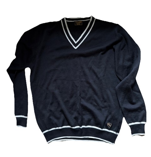 William hunt men - men's, v