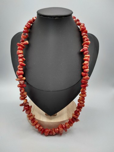 Gorgeous bamboo coral necklace - bamboo,