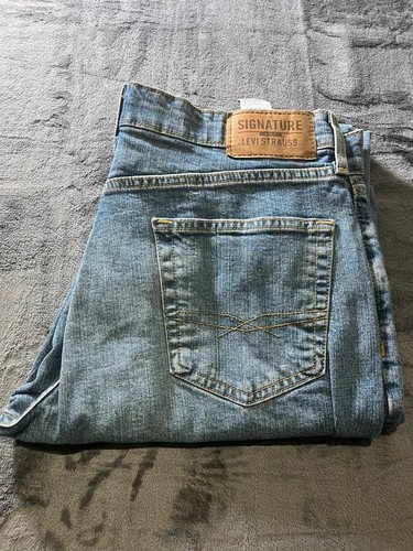 Levi signature blue - levi’s, jeans