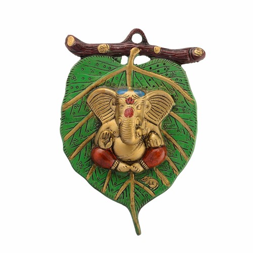 Wall hanging metal lord - metal,