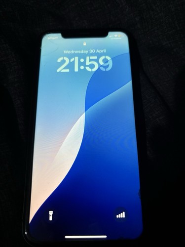 Apple iphone 128gb - 11,