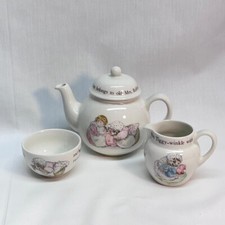 VTG Beatrice Potter Mrs Tiggy-Winkle Teapot Creamer Sugar Wedgewood Sz Des*READ*