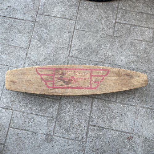 Vintage 1960s flying ace road - flying,