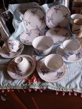Pretty Vintage Porcelain Tea Set For 4. Czechoslovakia. Excellent Condition