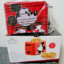 DISNEY MICKEY MOUSE 2 SLICE