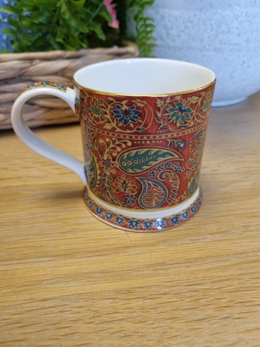 Queens fine bone china - queens,