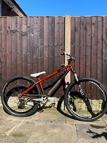 Specialized dirt jumper - specialized,