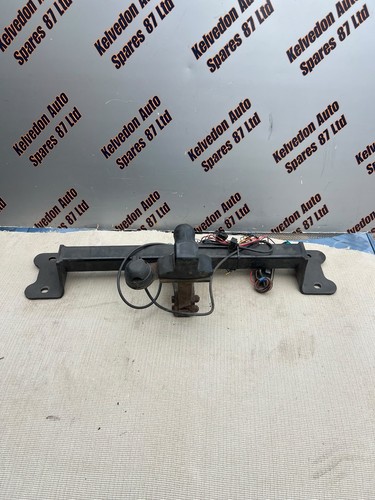 2011 bmw towbar with - 2011,