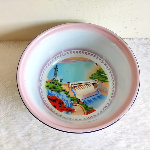 Vintage reservoir white iron - reservoir,