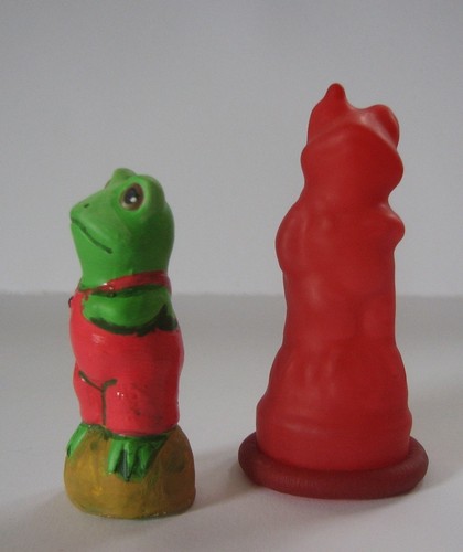 Z7044 funny frog - frog, rubber