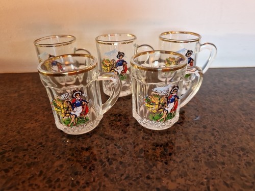 Vintage miniature glasses - miniature,