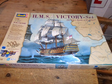 REVELL 1/146 SCALE MODEL KIT