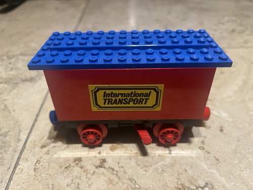Vintage lego train - train, battery