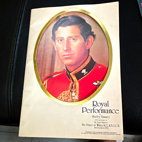 Royal performance shirley - royal,