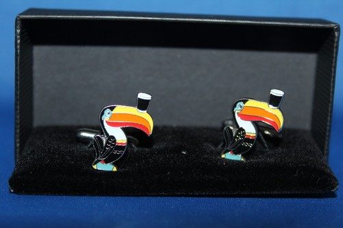 Pair guinness toucan - of,