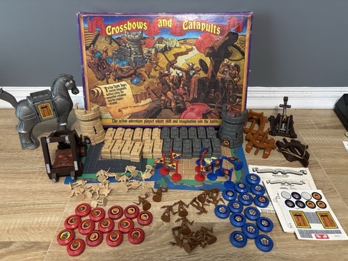 Crossbows and catapults game - catapults,
