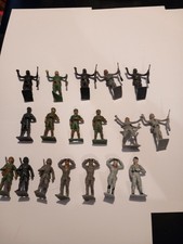 Cherilea 60mm Germans x 16 Infantry & Afrika Korps Vintage Painted & Unpainted