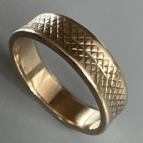Samuel lucky 9ct gold - h.samuel, ‘lucky’