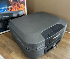 Master Lock LCHW20101 Medium Key Locking Chest 40x36x17cm - Fire & Water Resist