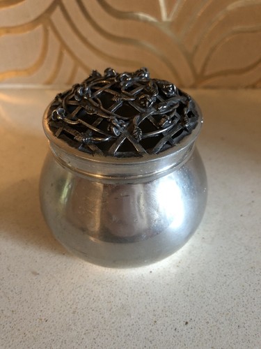 Lovely quality crown rose - quality,