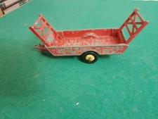 DINKY TOY 320 HALESOWEN FARM TRAILER   RED