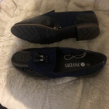 Women’s Size 5 Loafers New 