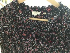  FAT FACE TOP  size large 