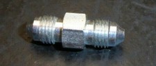 OIL PRESSURE PIPE CONNECTOR