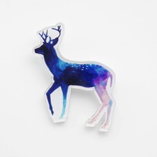 ACRYLIC BROOCH OF A DEER WITH ANTLERS - 47 X 40mms.....sm1524