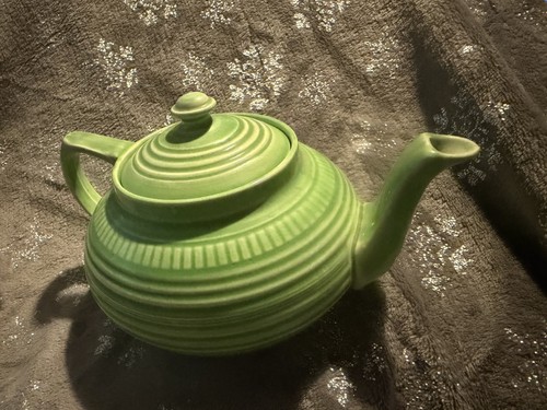 Dixie gibsons green teapot - dixie,