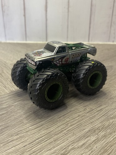 Monster jam hot wheels - jam,