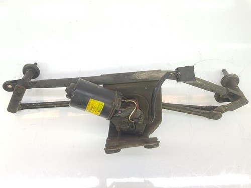 A0058207842 front windscreen