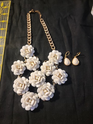 Joan rivers white flowers - joan,