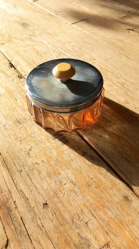 Vintage pink pressed - pressed, glass
