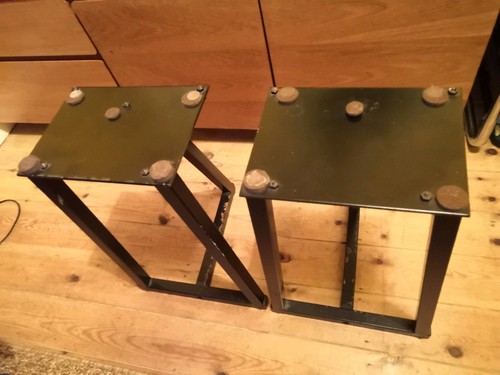 Target speaker stands 49cm