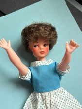 ? Vintage 1960s or 1970s Sindy Doll, Tammy Doll Size Clone Doll & Outfit - VGC