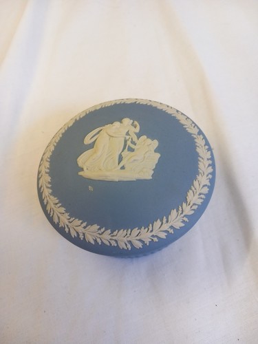 Vtg wedgwood pale blue - vtg,